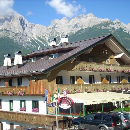 Hotel Dolomiti Di De Martin D Oscar Comèlico Superiore Exteriör bild