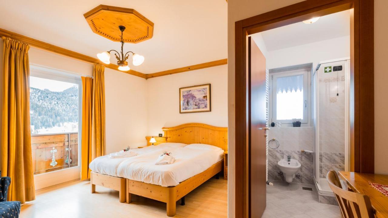 Hotel Dolomiti Di De Martin D Oscar Comèlico Superiore Exteriör bild