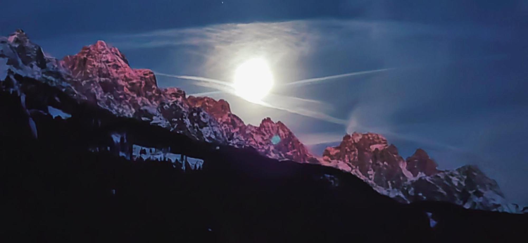 Hotel Dolomiti Di De Martin D Oscar Comèlico Superiore Exteriör bild